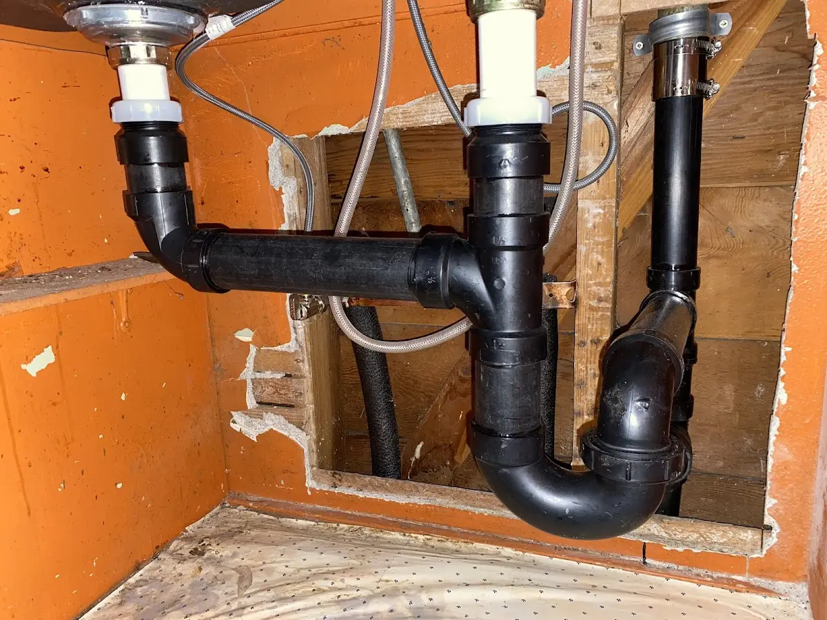Professional Pipe Bursting equipment and tools on the job in New Haven